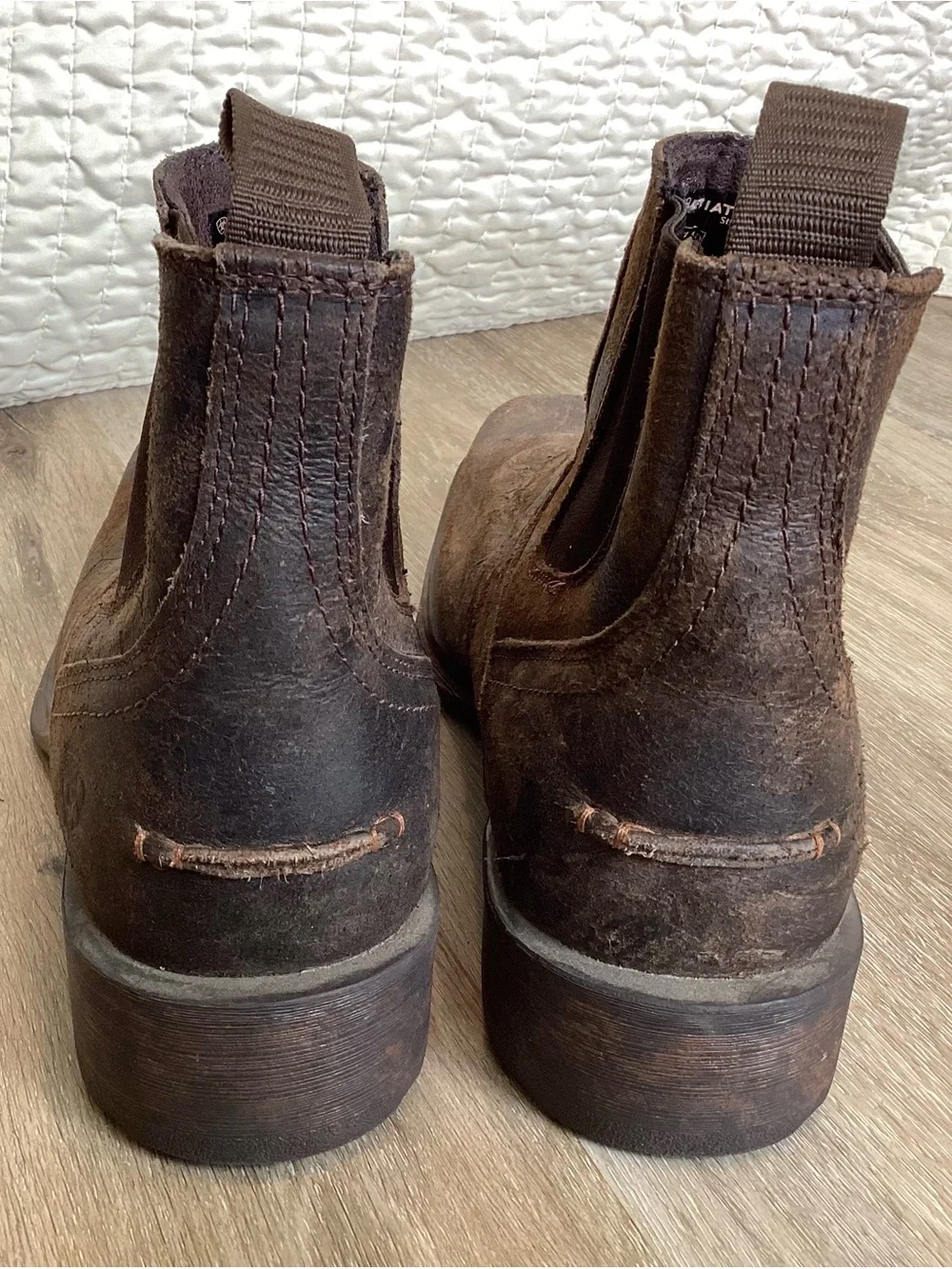Ariat Mens 11.5 Distressed Leather Chelsea Boots Western Ranch Cowboy